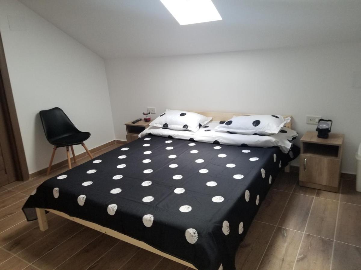 Autentic Adorabil Apartment Albestii Paminteni Exteriör bild
